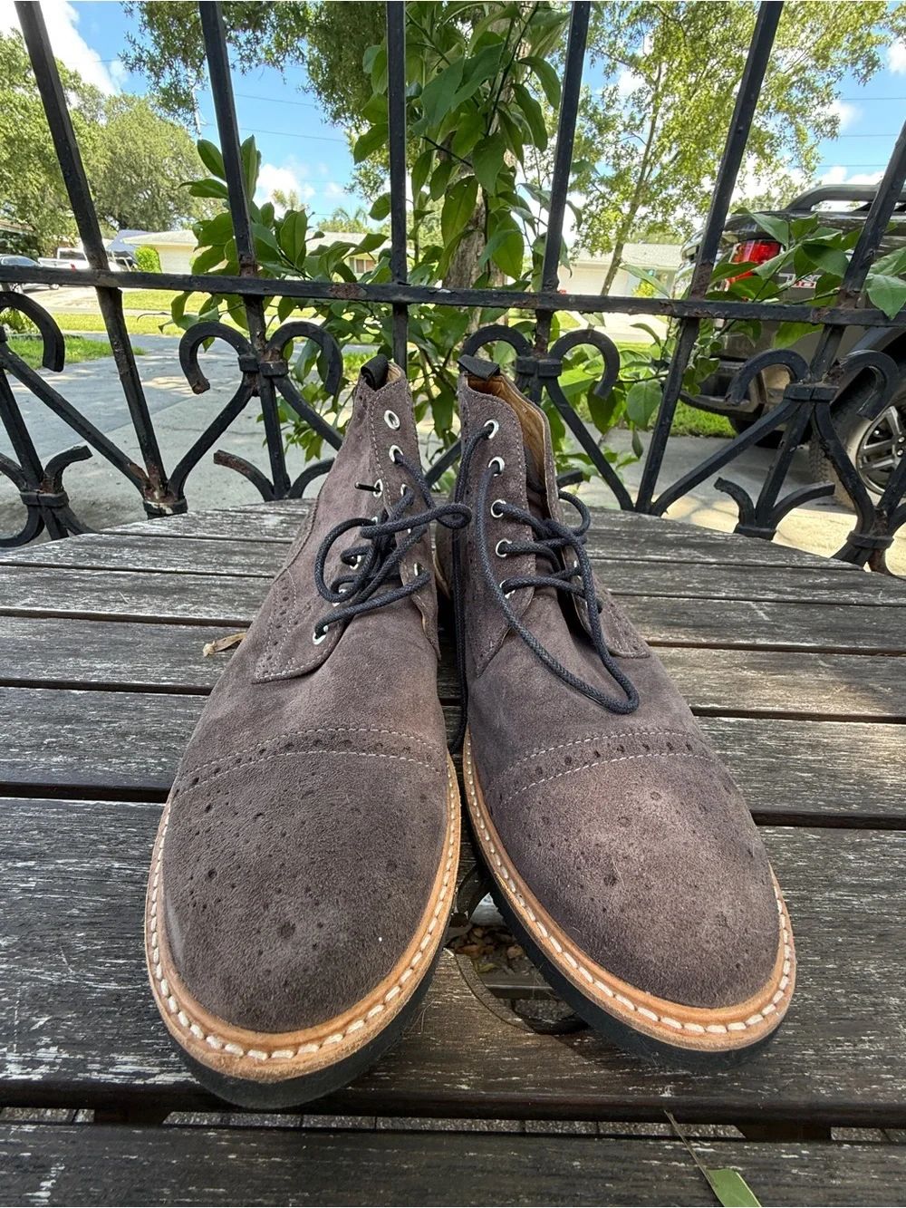 N/A classic wingtip